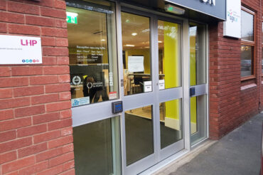 Automatic Doors – Enhancing Safety & Efficiency in Healthcare