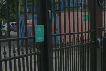 How to Maintain Your Security Gates in Winter