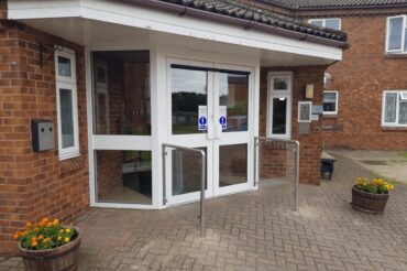 Automatic Sliding Doors or Automatic Swing Doors?